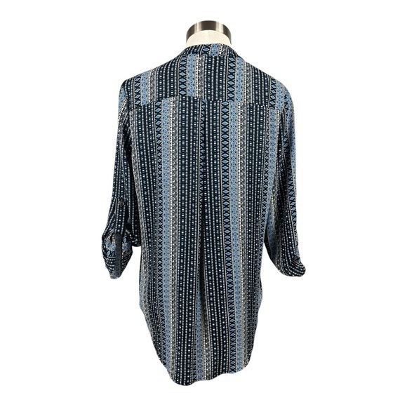 Evereve Allison Joy Navy Blue Print 3/4 Length Sleeve Top Medium - Picture 2 of 7